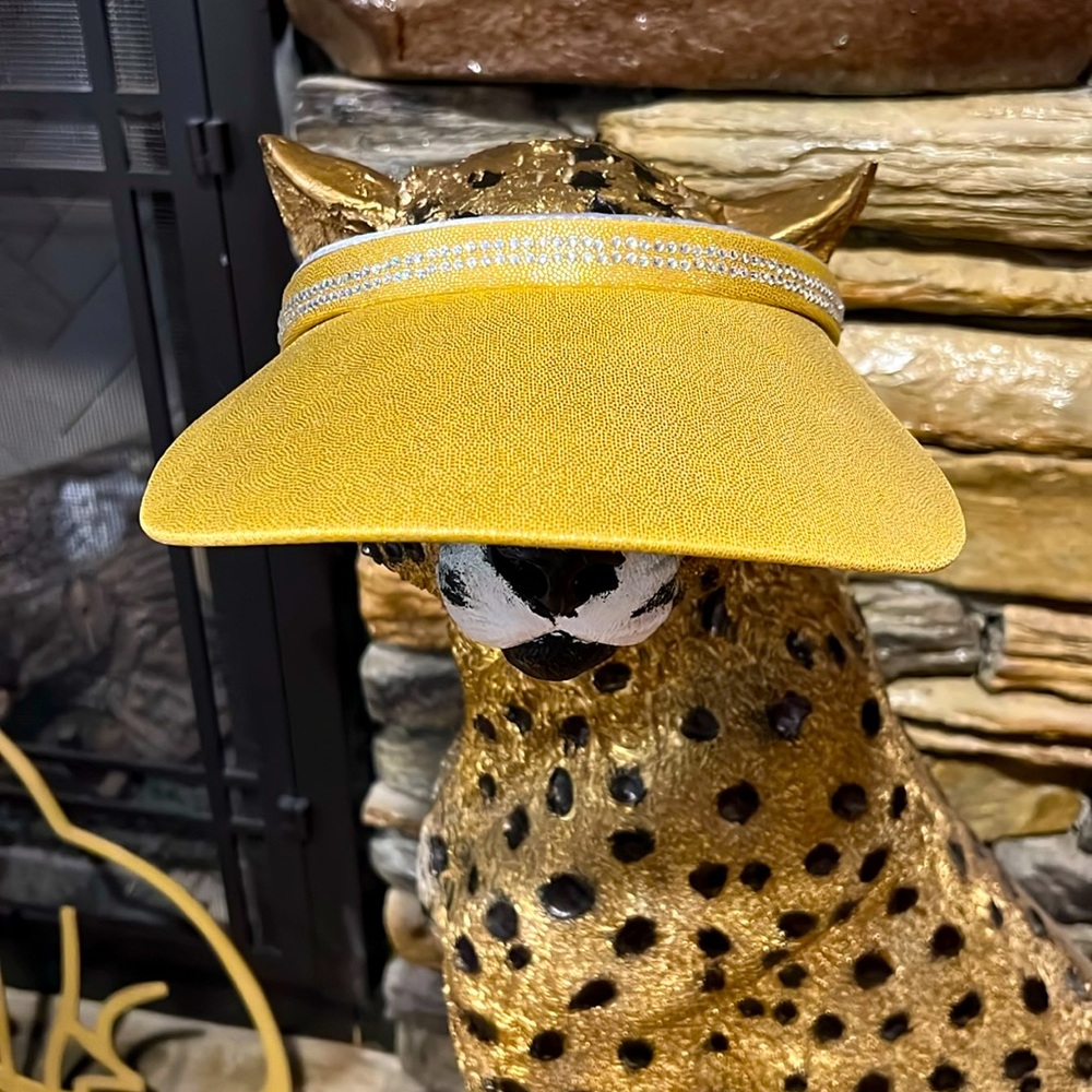 Gloveit. Gold Visor with Rhinestones. Never Used